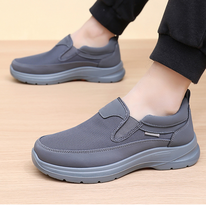 👟 60% OFF NOW! ✨ Men's Orthopedic Breathable Slip-On Sneakers - Arch Support with Memory Foam Insoles for All-Day Comfort 🏃‍♂️💨